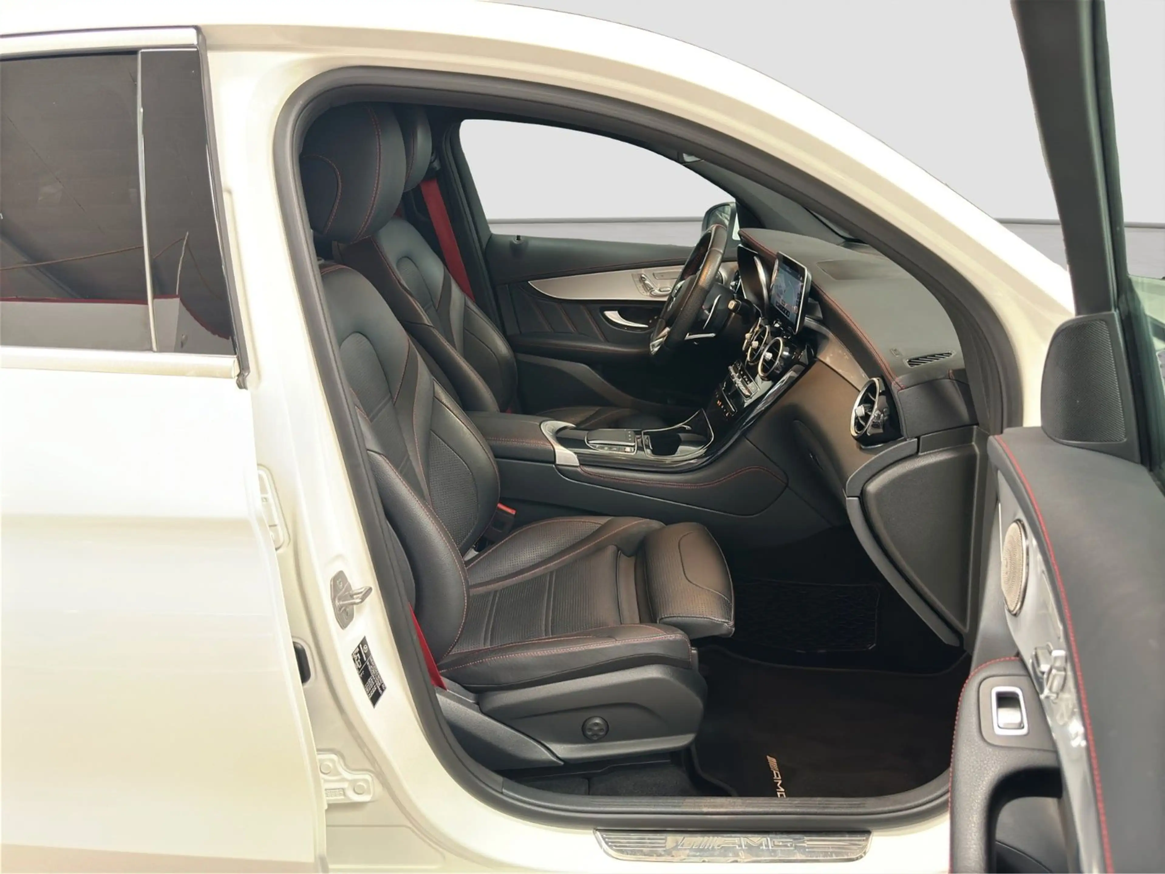 Mercedes-Benz GLC 43 AMG GLC 43 Coupe AMG 4M DSTR MULTIBEAM CARPLAY 360° — photo 9