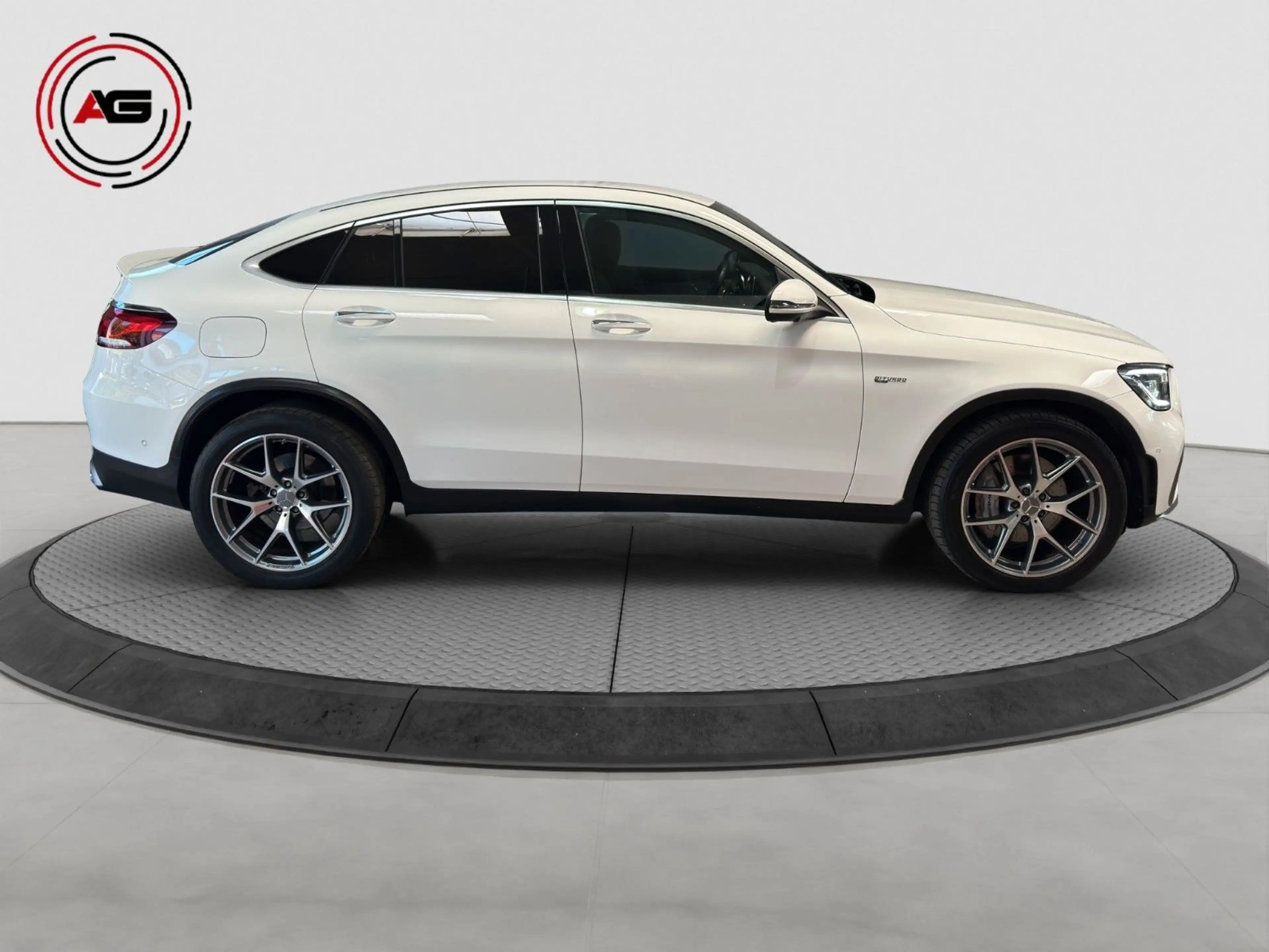 Mercedes-Benz GLC 43 AMG GLC 43 Coupe AMG 4M DSTR MULTIBEAM CARPLAY 360° — photo 4