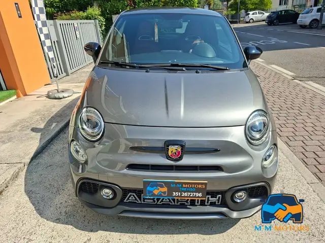 Abarth 595 view 2