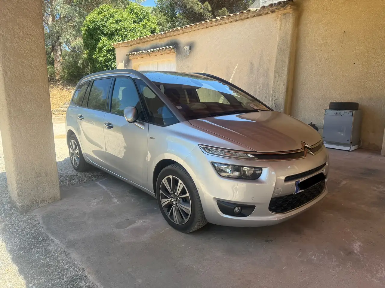 Citroen Grand C4 Picasso BlueHDi 150 S\u0026S Exclusive