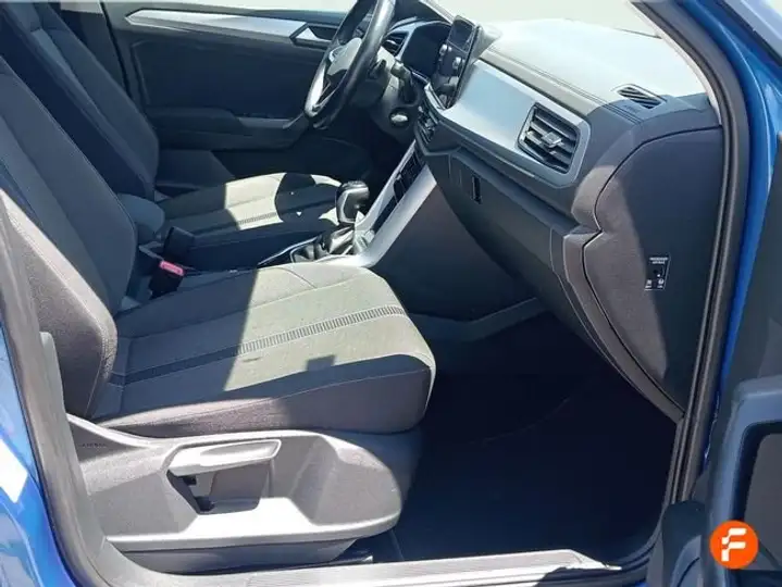 Volkswagen T-Roc Life 1.5 TSI EVO DSG 2023, foto 18