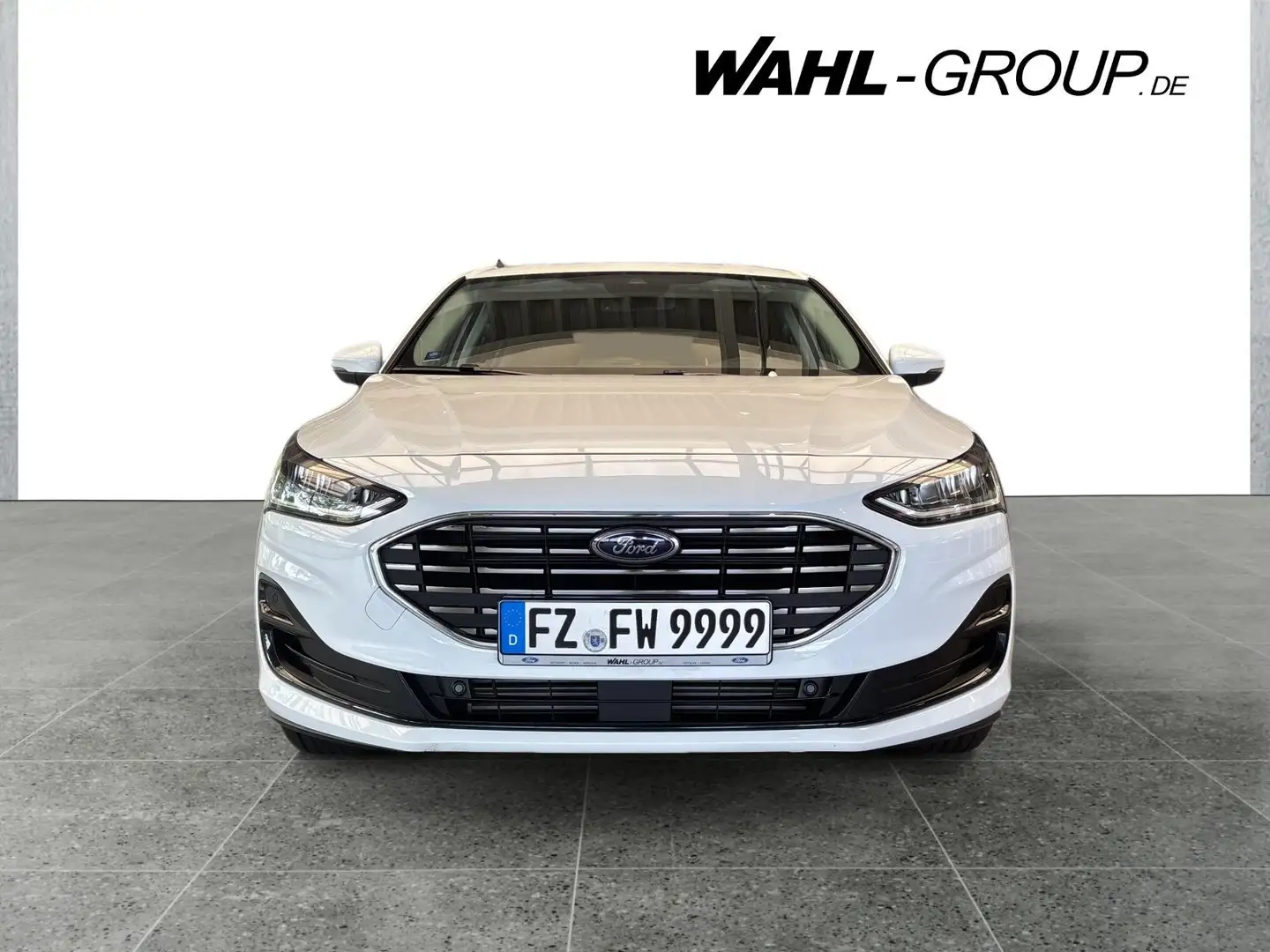 Ford Focus Lim. Titanium DAB LED Klimaaut. PDC Wit - 2