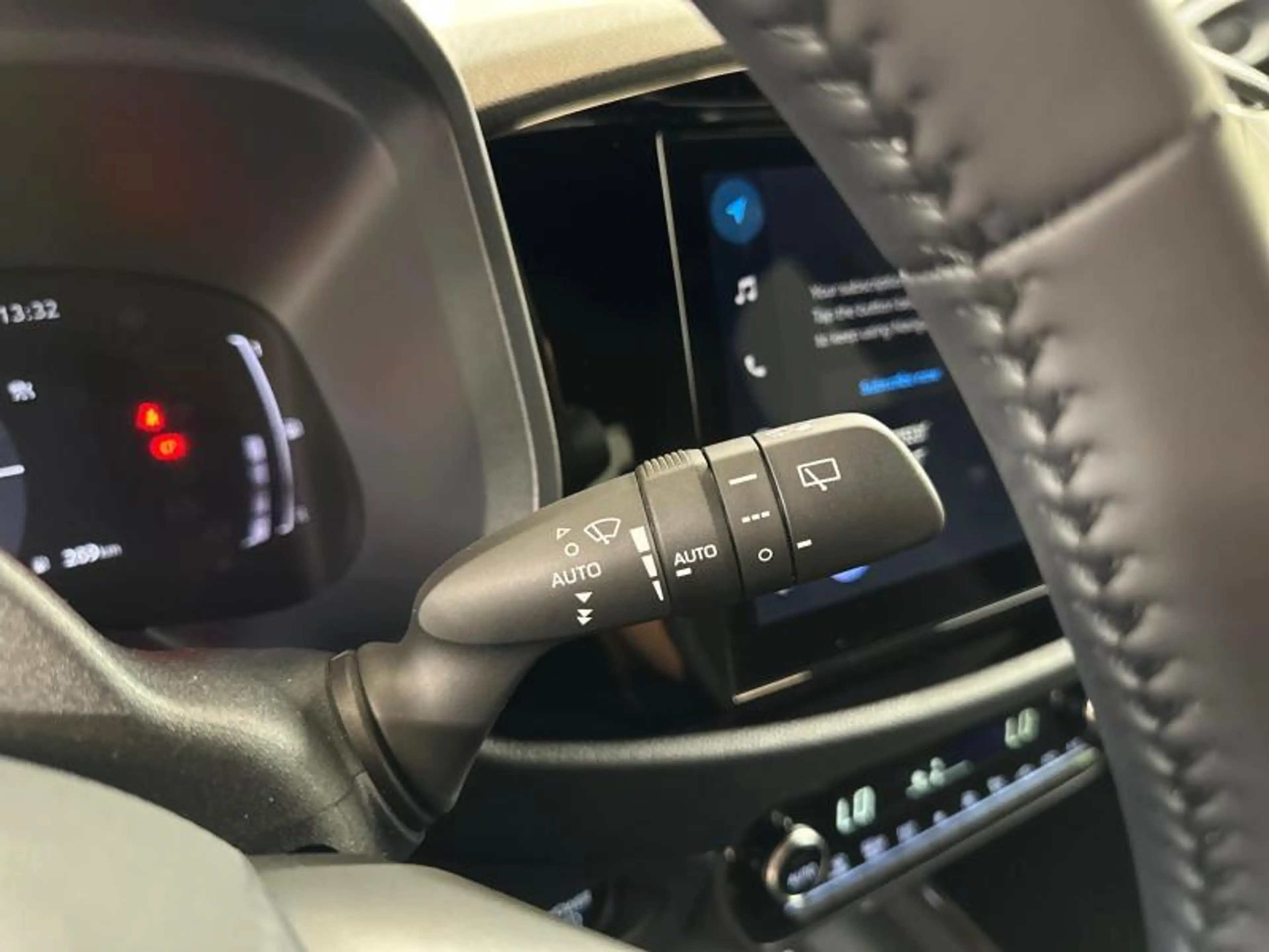 Toyota Aygo X HEV Envy Air — photo 20