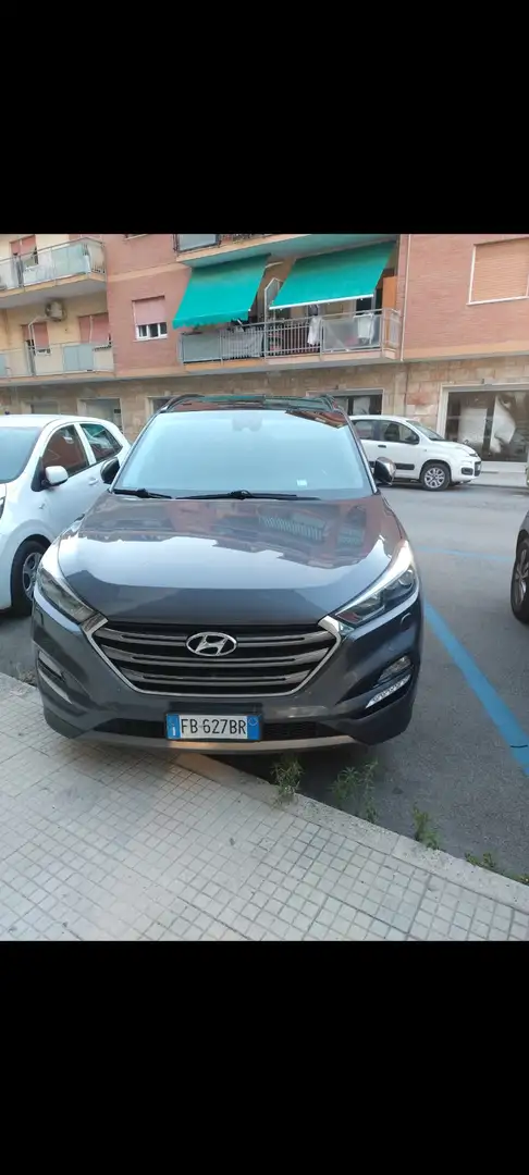 Hyundai TUCSON 2.0 crdi Comfort Plus Pack 4wd 136cv auto - 1