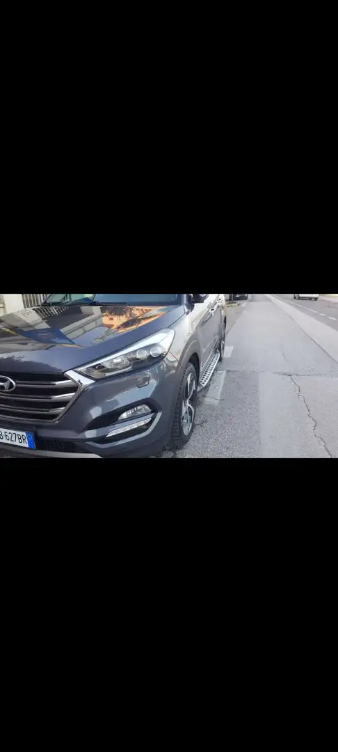 Hyundai TUCSON 2.0 crdi Comfort Plus Pack 4wd 136cv auto - 2
