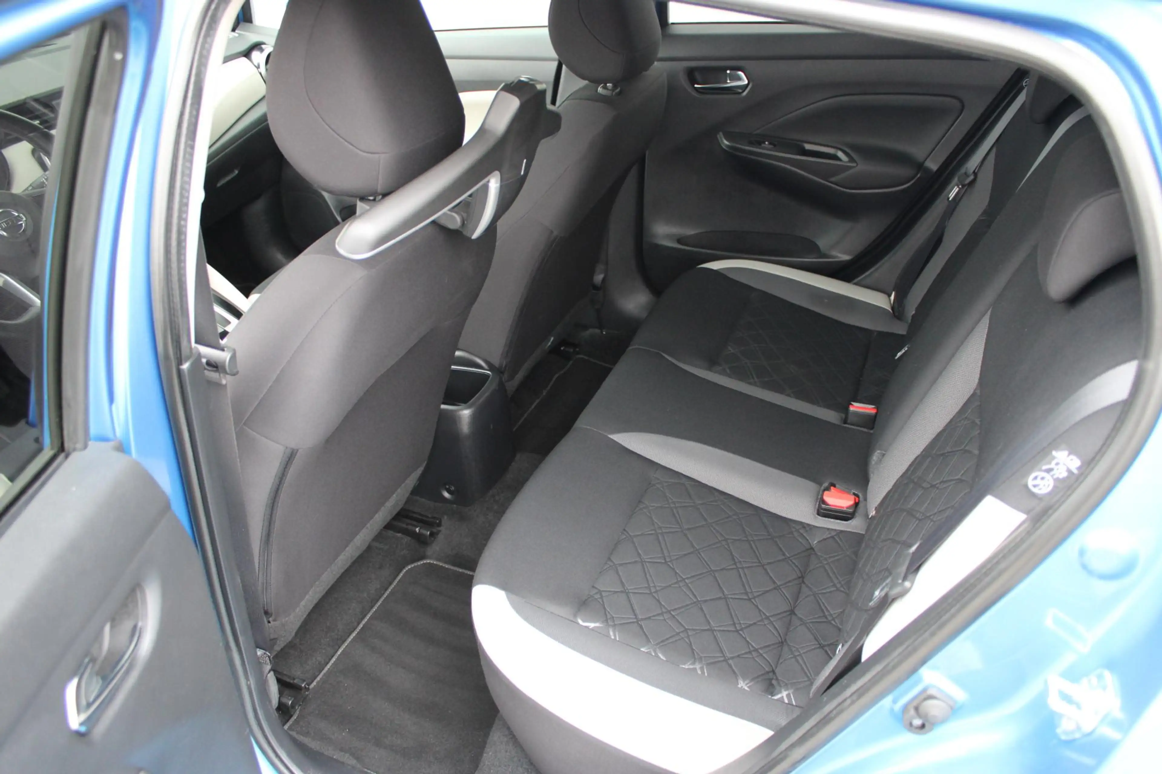 Nissan Micra 1.0 IG-T N-Connecta | Incl. 12 maanden garantie | — photo 15
