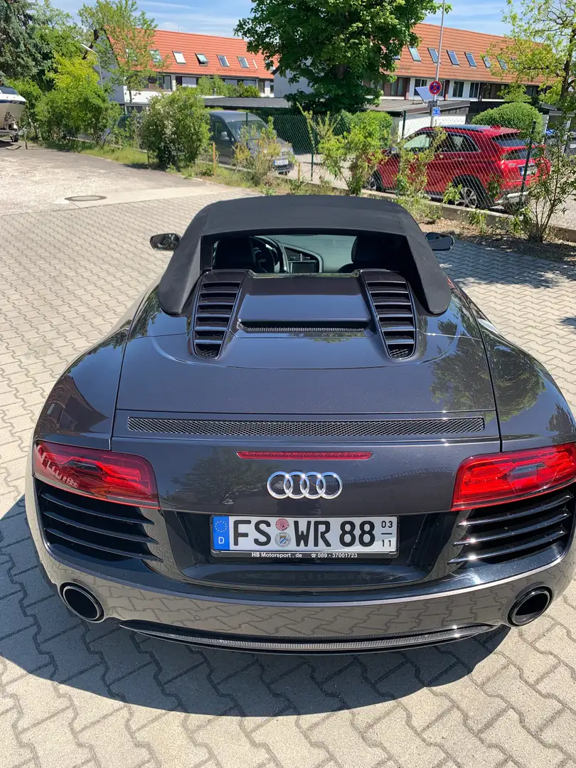 Audi R8 R8 Spyder 5.2 FSI quattro S tronic Braun - 2