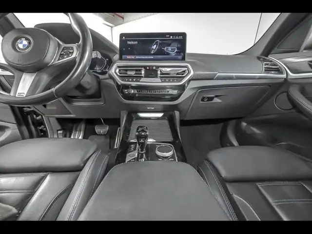 BMW X3 view 7