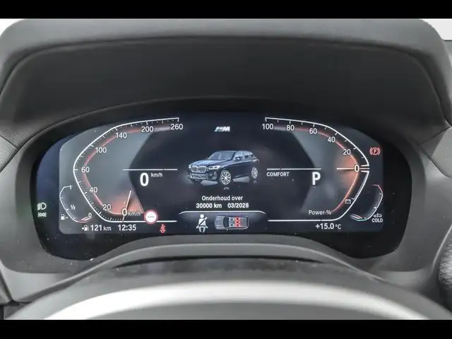 BMW X3 view 10