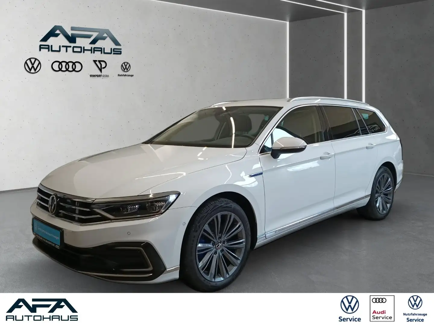 Volkswagen Passat Variant GTE 1.4 TSI DSG Matrix*NAV*ACC*DC Weiß - 1