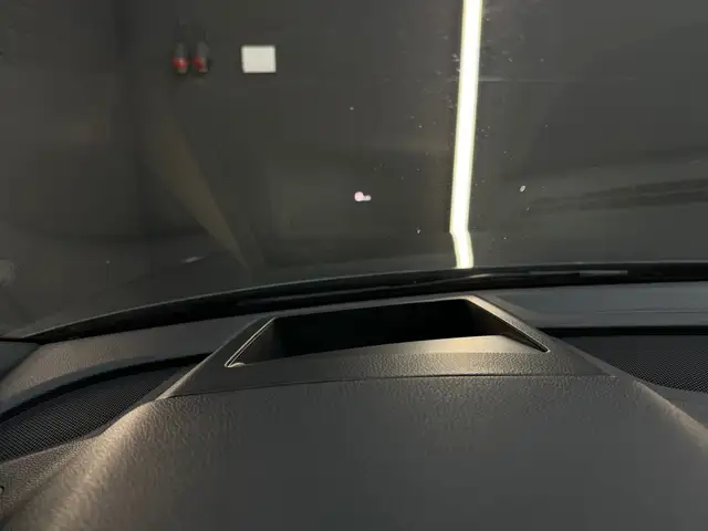 Audi Q5 view 14