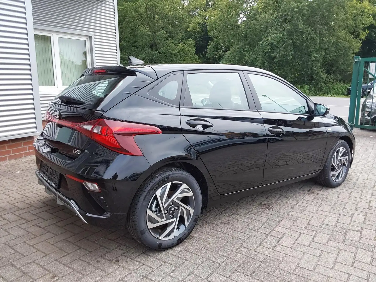 Hyundai i20 1.0 T-GDI 48V APP/PDC/Klima/Navi/Kamera 74 kW (... Noir - 2