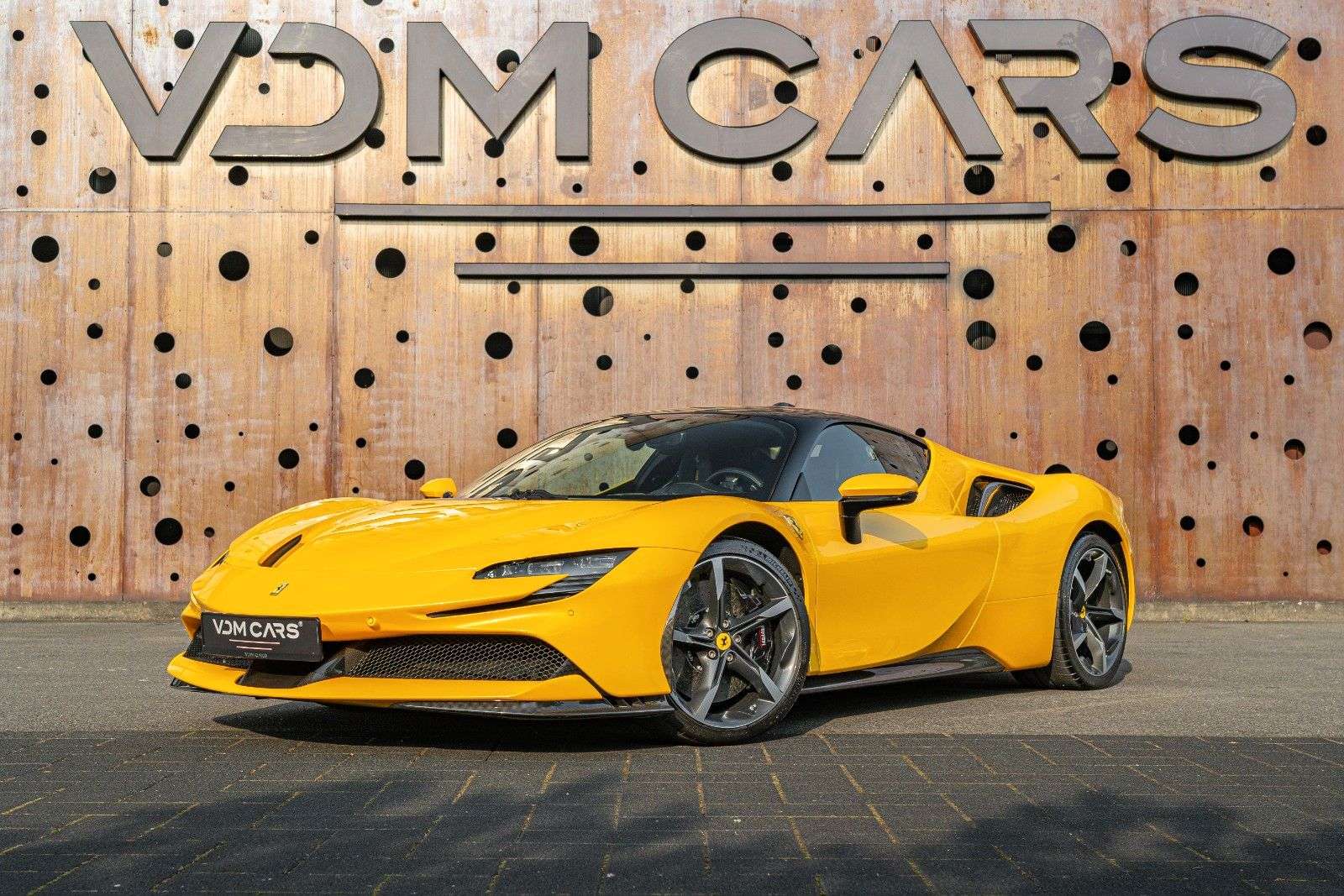 Brugt Ferrari Sf90 Stradale 4.0