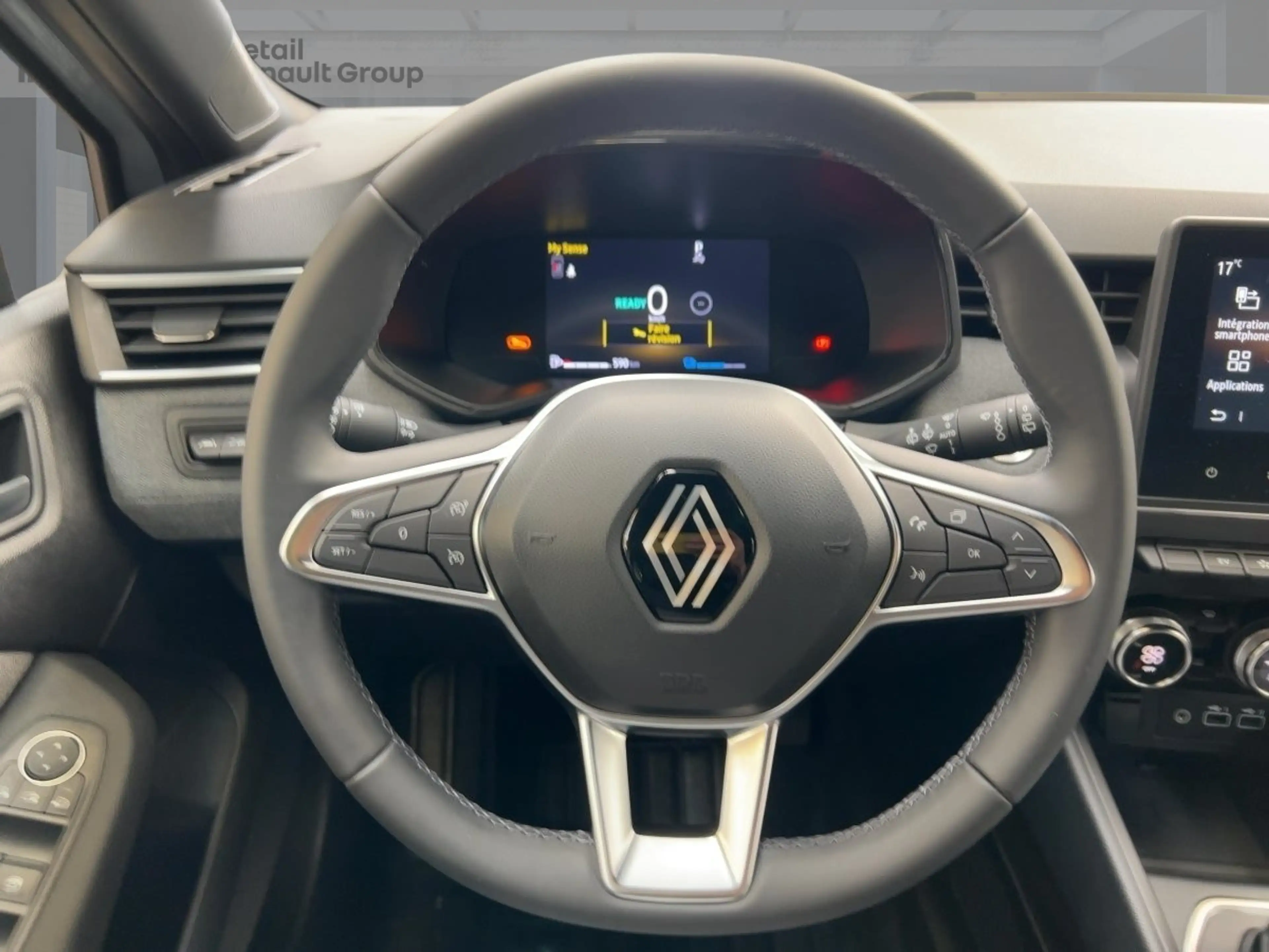 Renault Clio TECHNO E-Tech FULL HYBRID 145 CARPLAY — photo 11