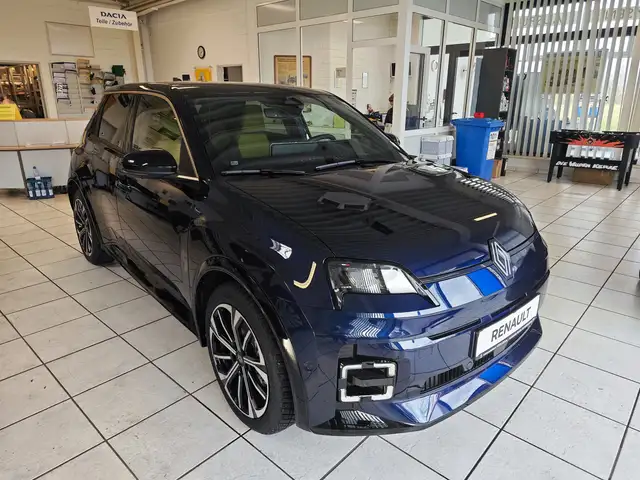 Renault R 5 E Tech 100% electric Iconic Five 150 Comfort Range