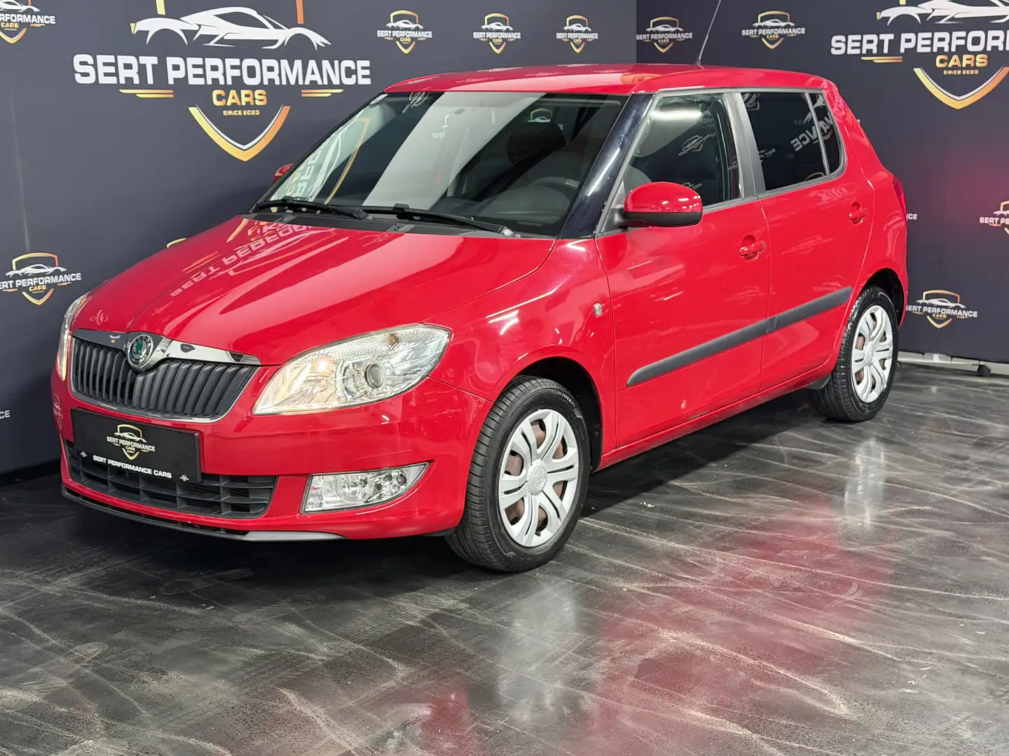 Skoda Fabia Ambiente Rot - 1