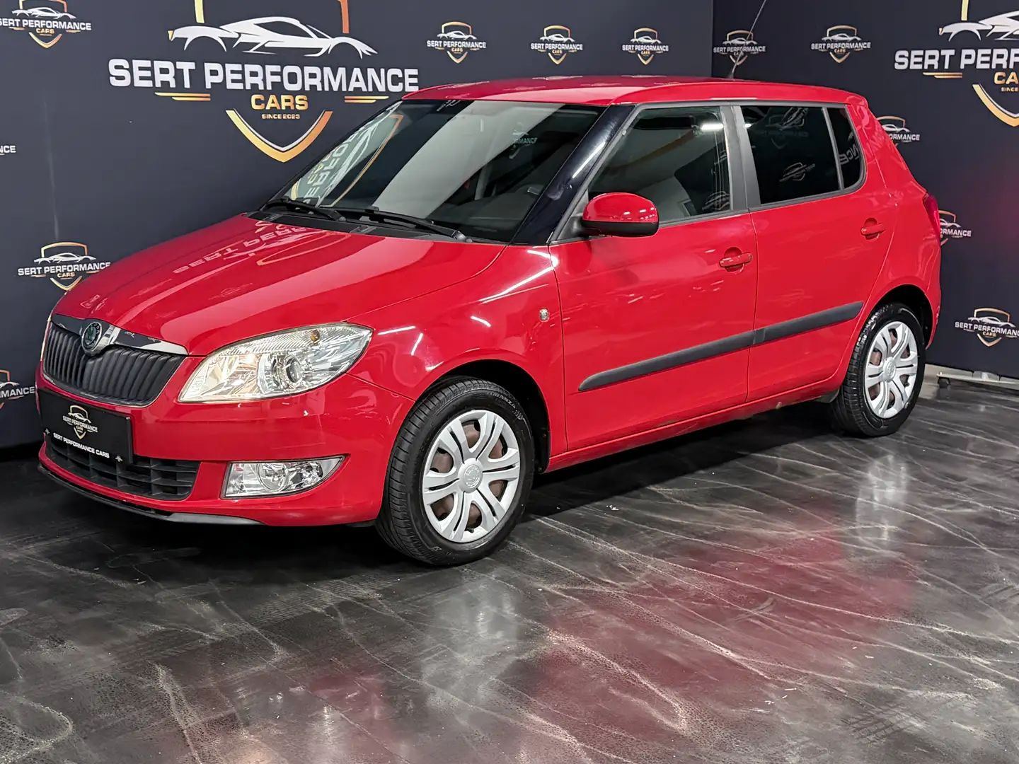 Skoda Fabia Ambiente Rot - 2