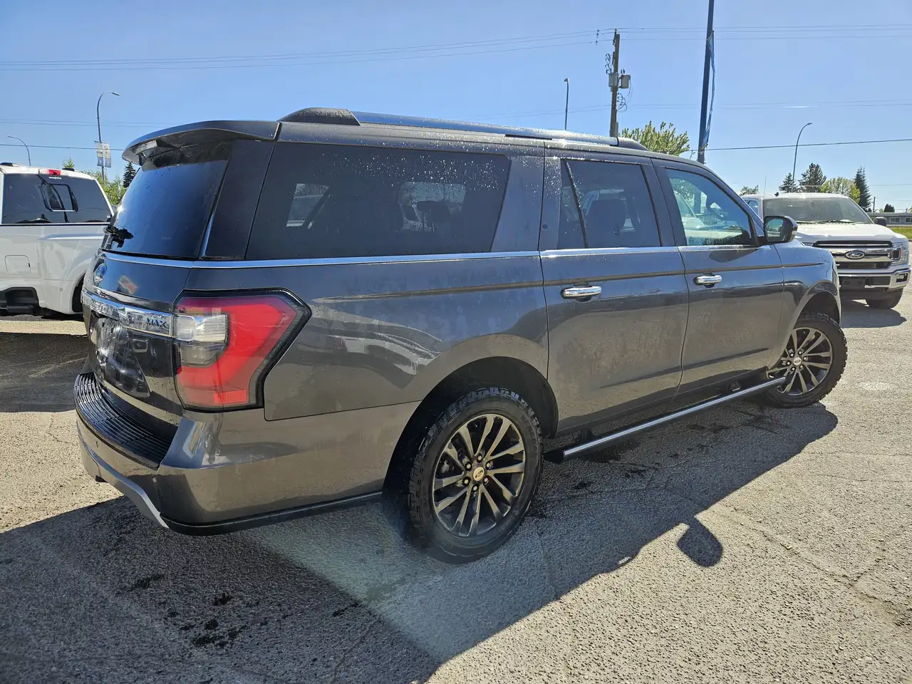 Ford Expedition снимка Ford Expedition