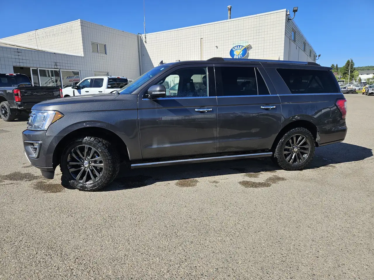 Ford Expedition снимка Ford Expedition