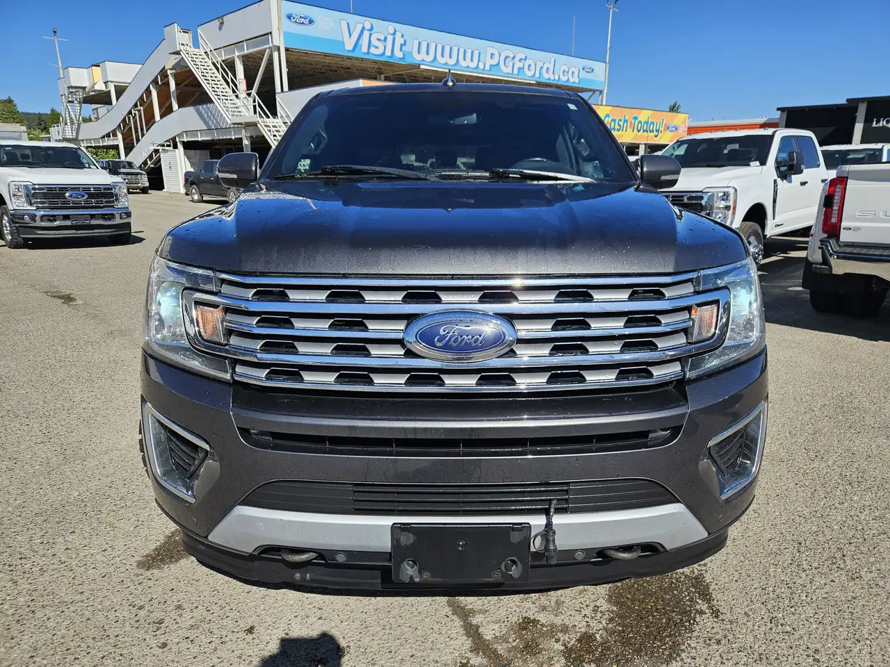 Ford Expedition снимка Ford Expedition
