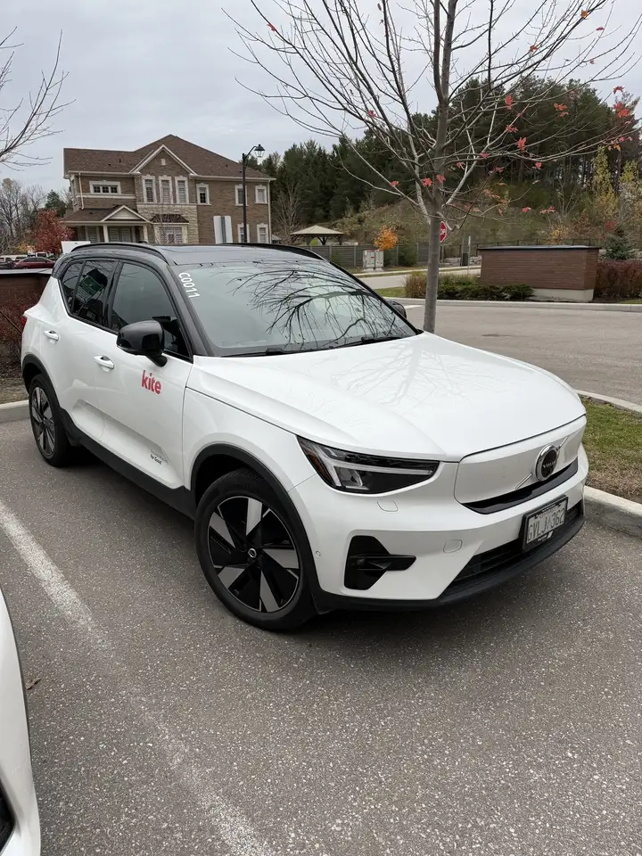Volvo XC40 снимка Volvo XC40