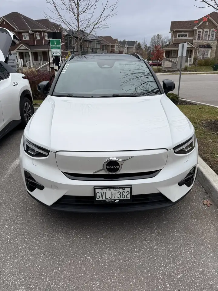 Volvo XC40 снимка Volvo XC40