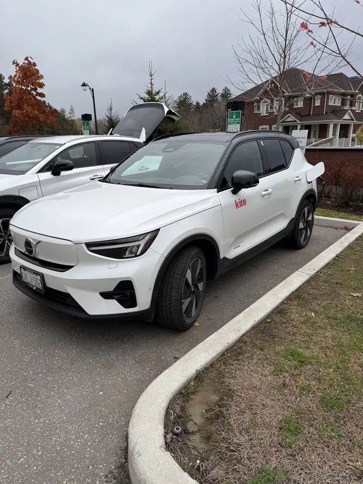 Volvo XC40 снимка Volvo XC40