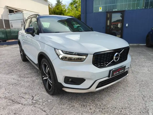 Volvo XC40 1.5 t5 phev Plus Dark auto. PREZZO REALE