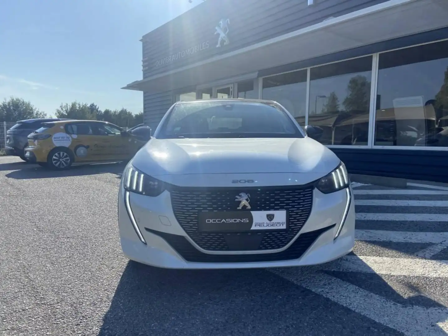 Peugeot 208 II PureTech 100 S&S EAT8 GT Pack - 2