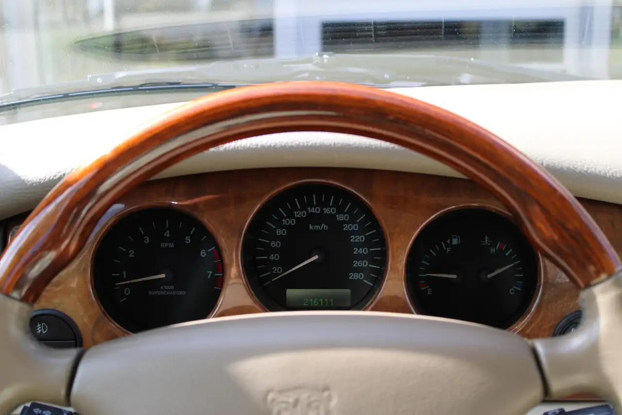 Jaguar XJR 4.0 V8, foto 12