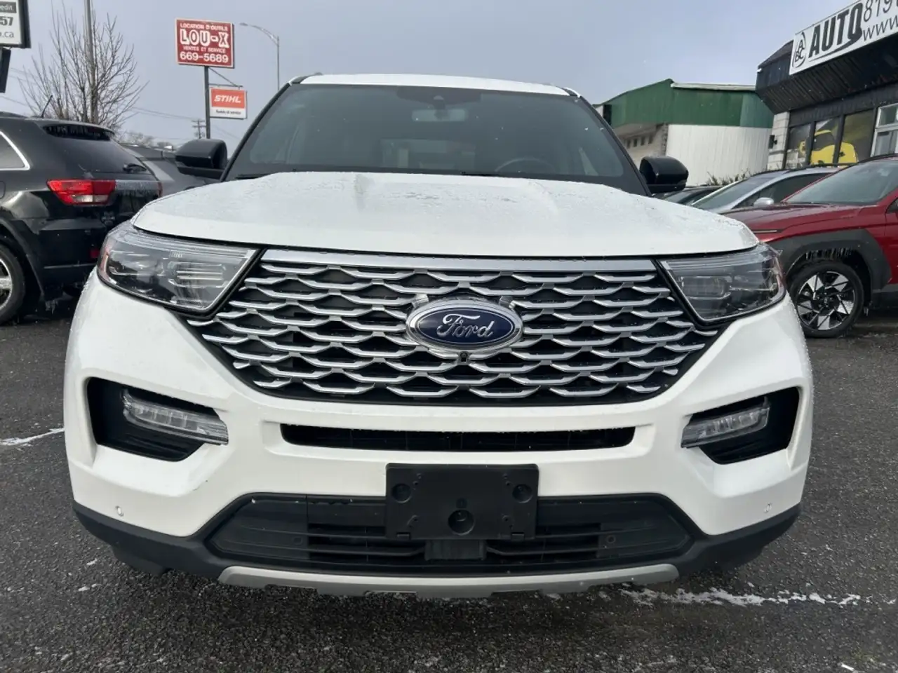 Ford Explorer снимка Ford Explorer