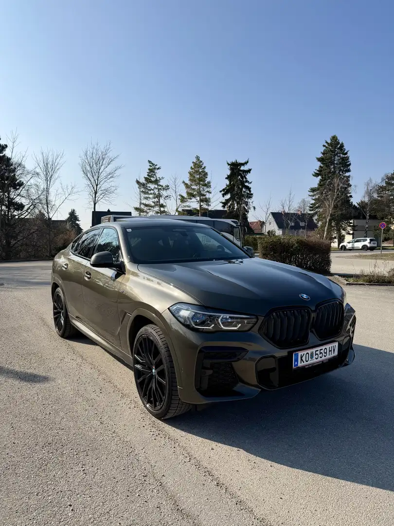 BMW X6 xDrive40d M Paket Braun - 1