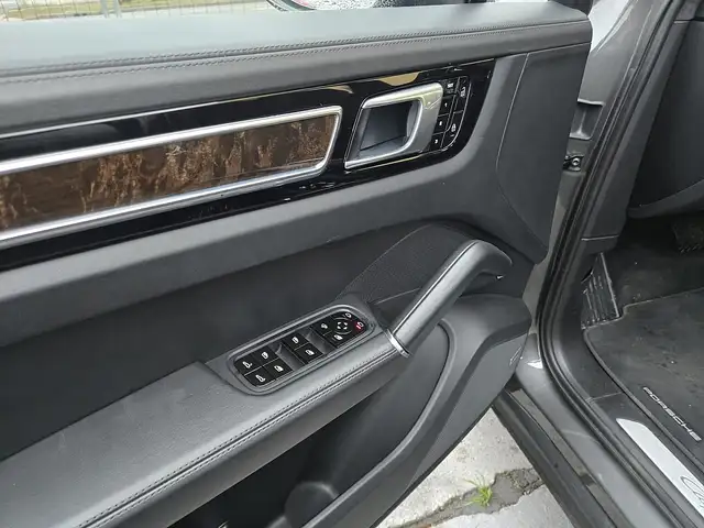 Porsche Cayenne III Aut. 21 Zoll, Panoramadach, Servicegepflegt... Ansicht 40