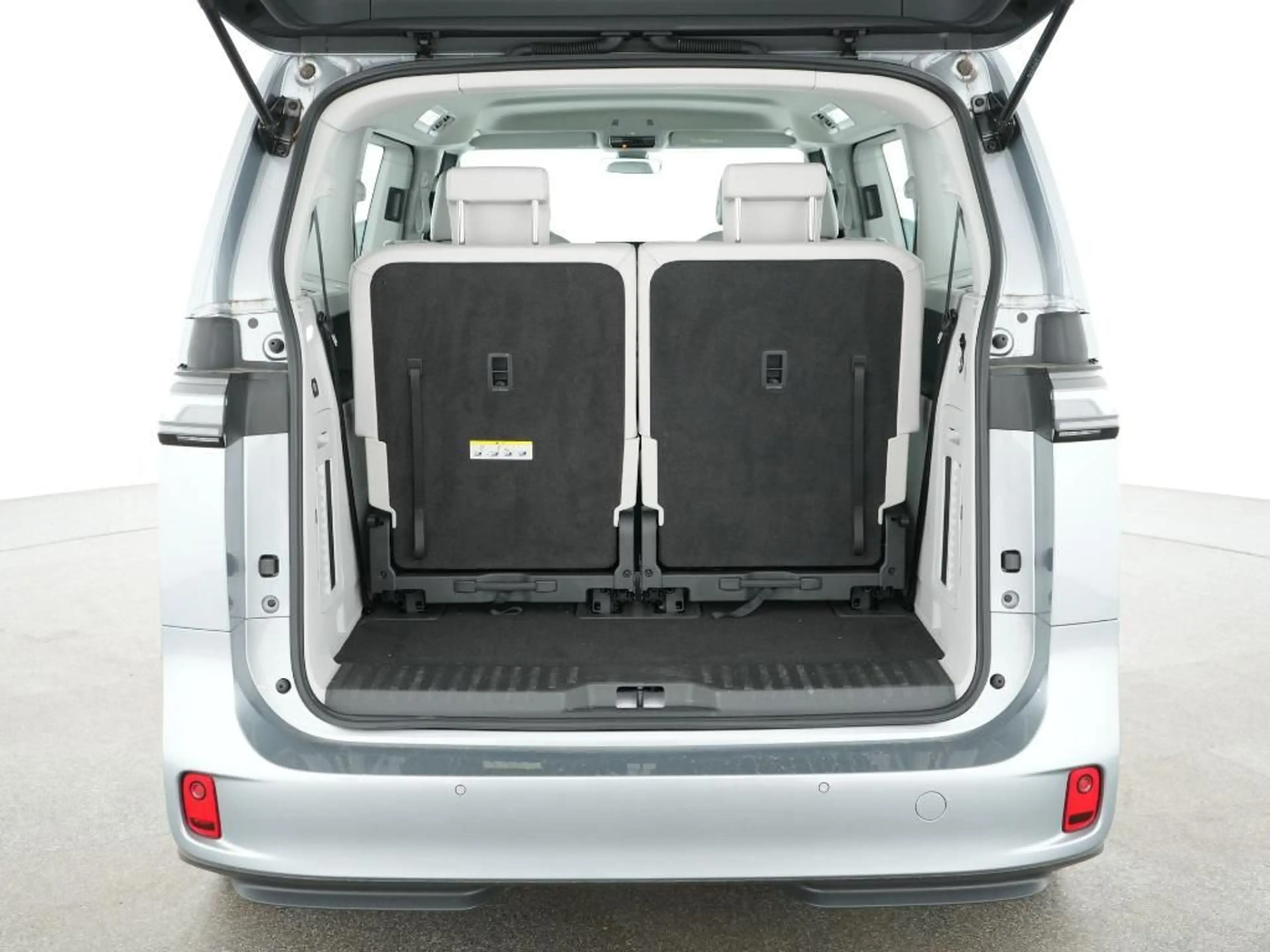 Volkswagen ID. Buzz Pro LR lang | 6-SITZER | NAVI | AHK | — photo 10