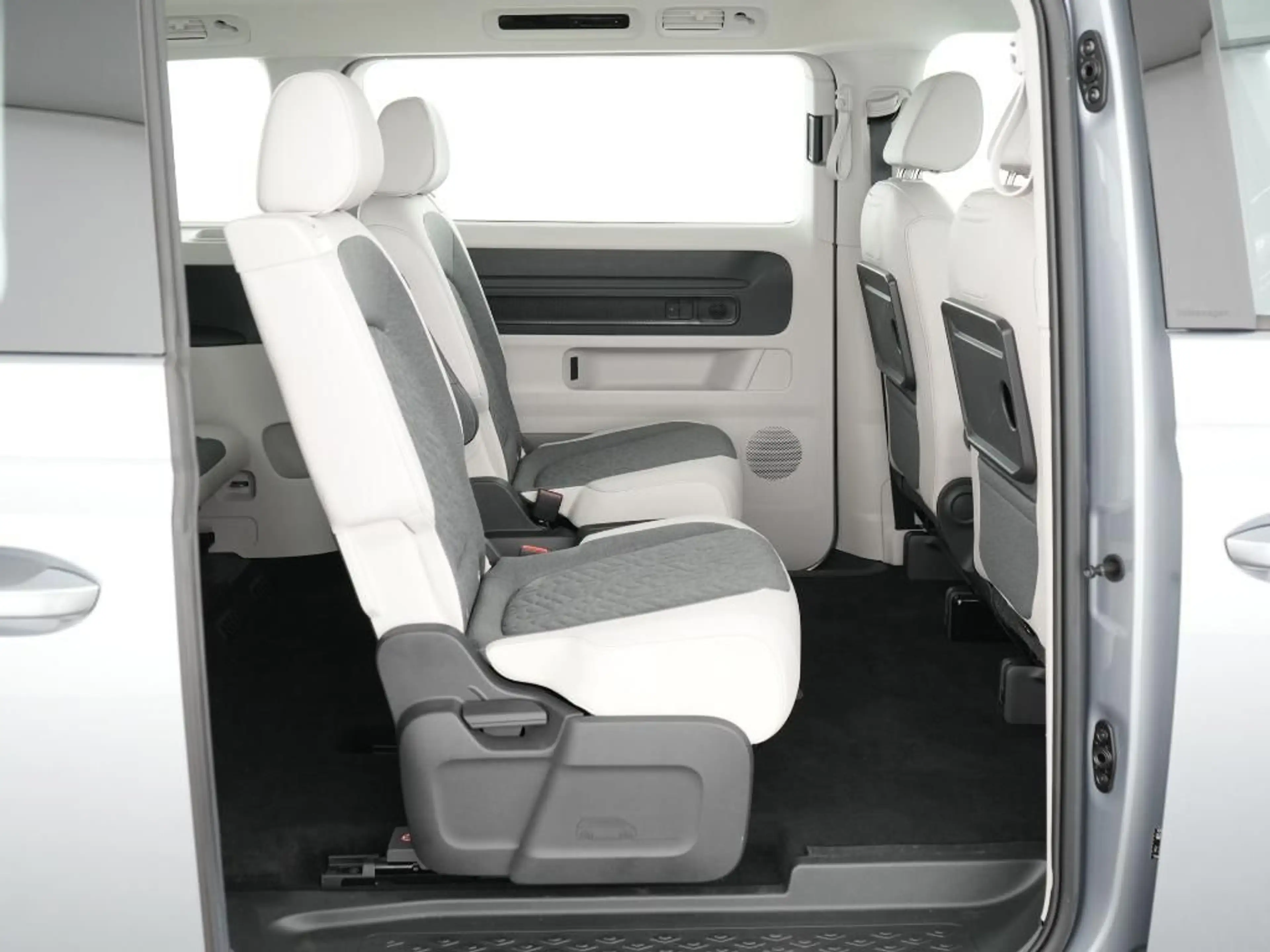 Volkswagen ID. Buzz Pro LR lang | 6-SITZER | NAVI | AHK | — photo 8