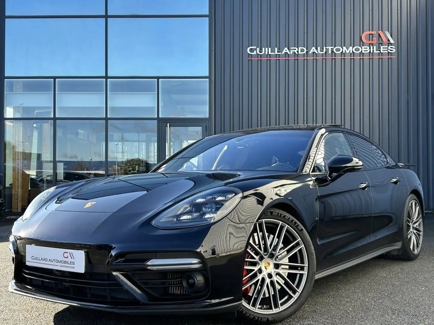 Porsche Panamera TURBO 4.0 V8 550ch PDK MOTEUR 13734kms Noir - 1