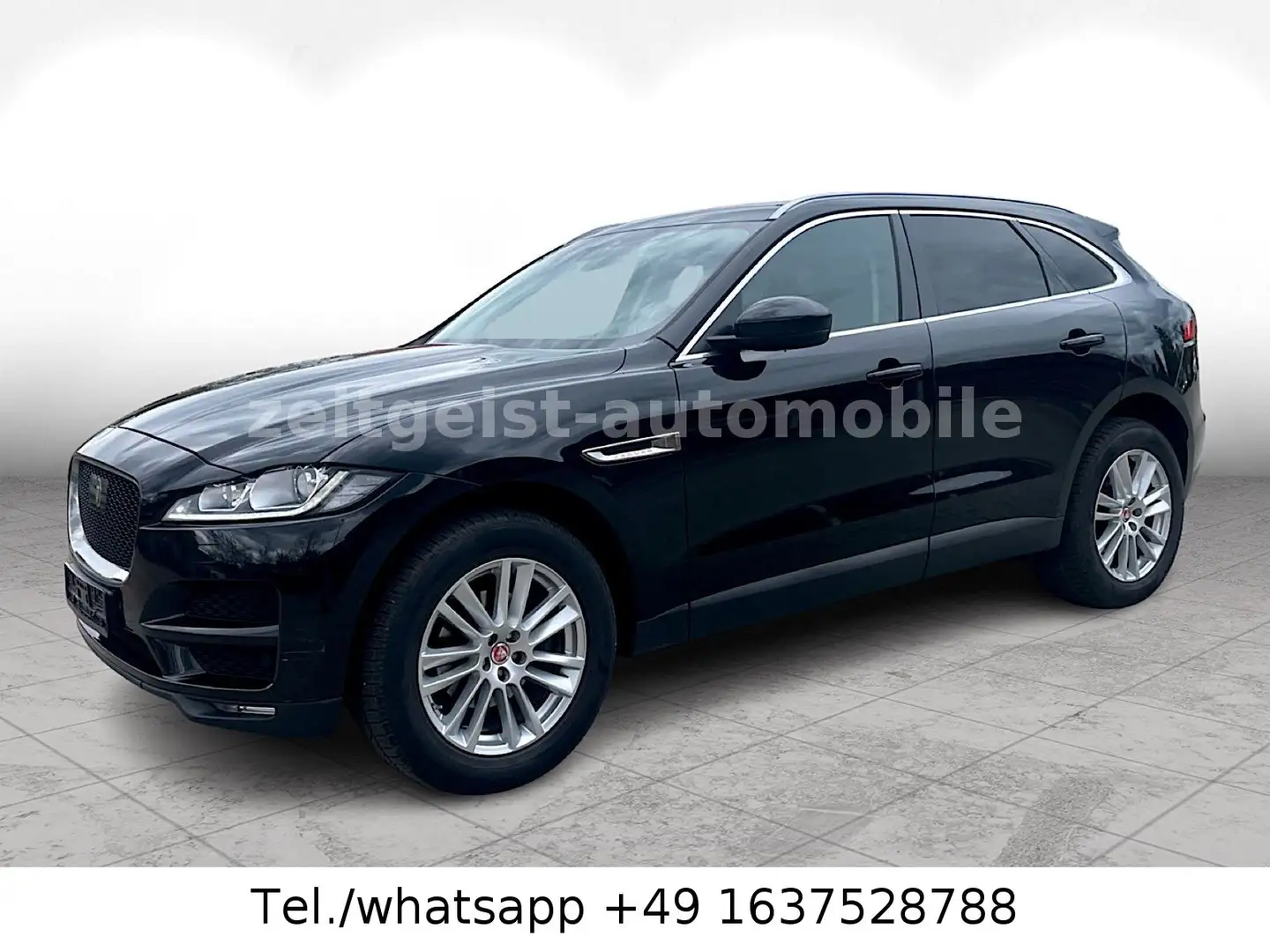 Jaguar F-Pace F-PACE*AWD*LEDER*CAM*ACC*PAN-D*DigiCP*1.HAND Black - 1