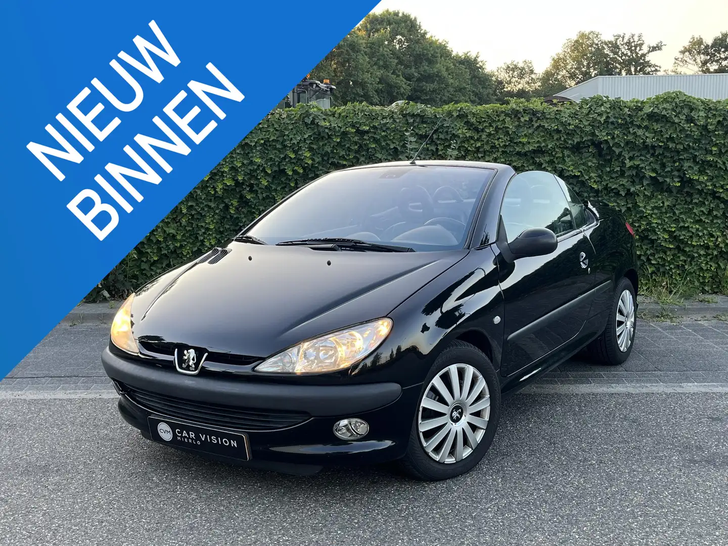 Peugeot 206 CC 1.6-16V * Leder * Aut * Airco * Apk 06-2026 Zwart - 1