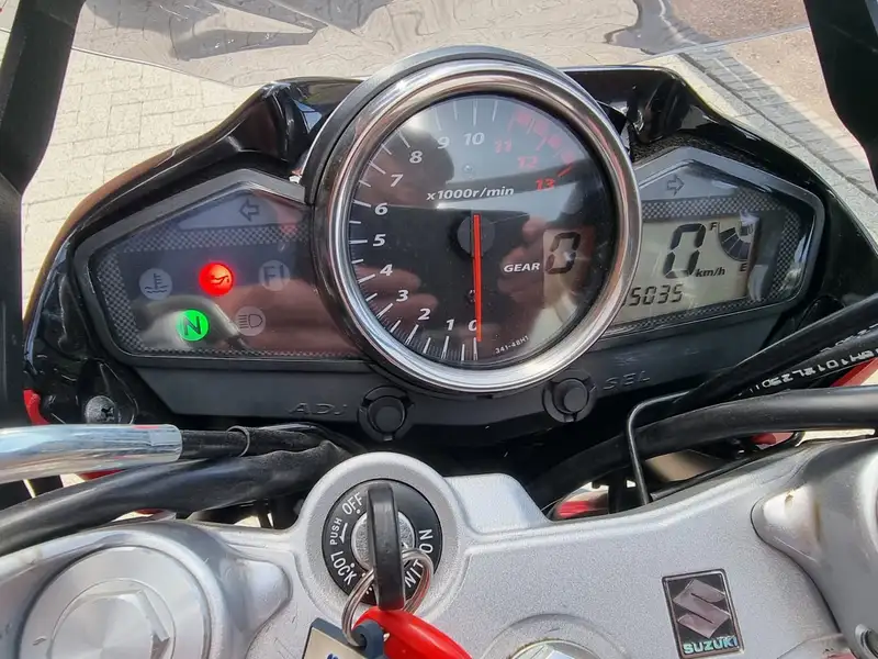 Suzuki INAZUMA 250 - foto 3