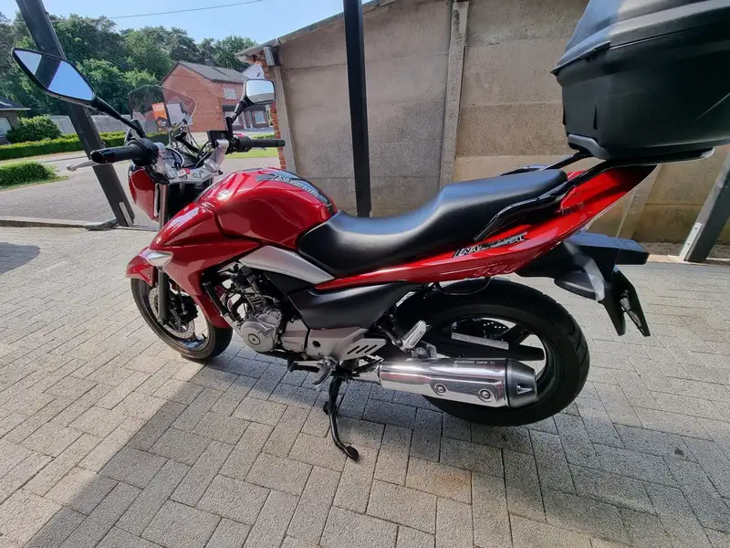 Suzuki INAZUMA 250 - foto 4