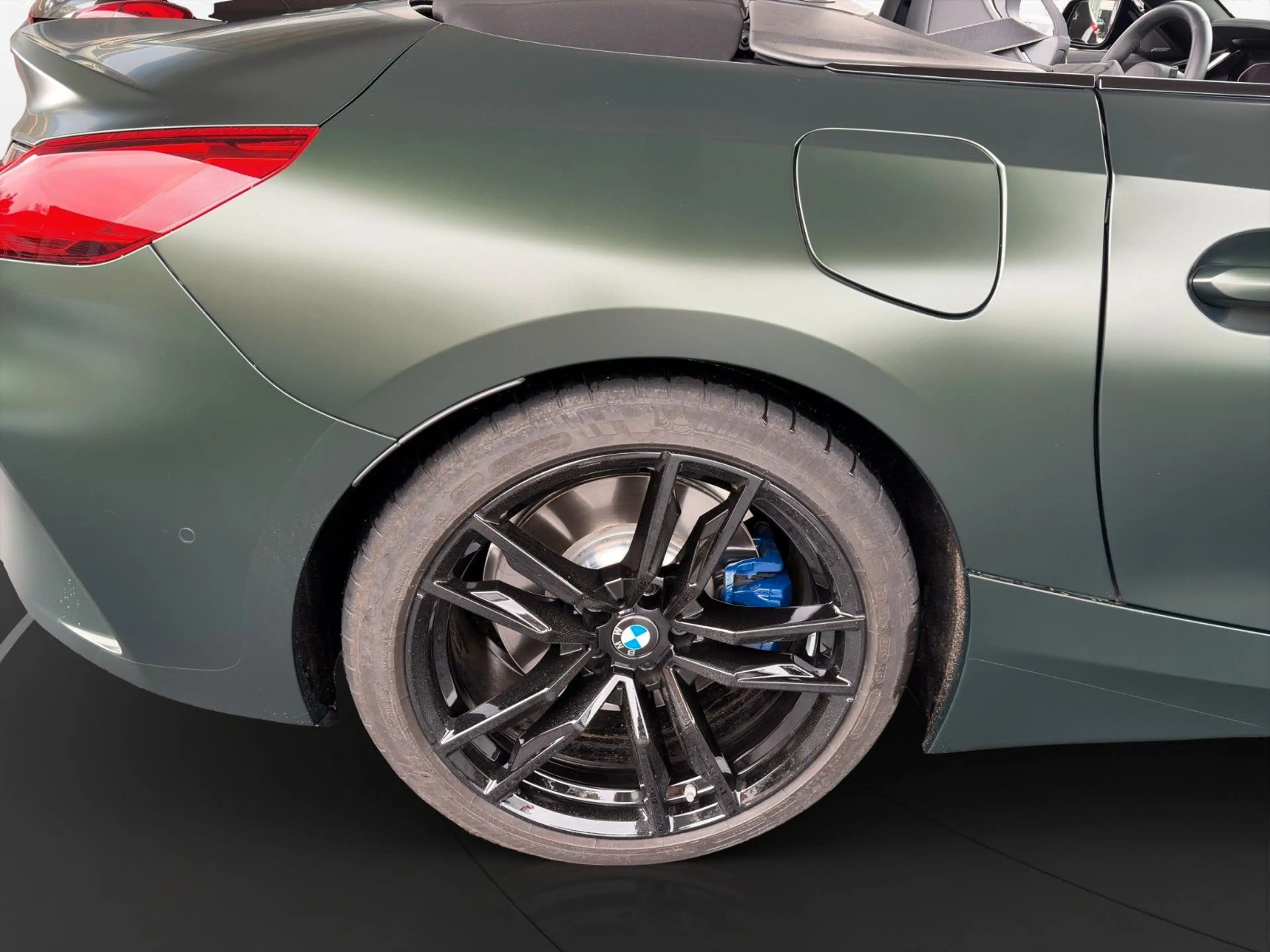 BMW Z4 M Roadster Frozen green H/K — photo 10