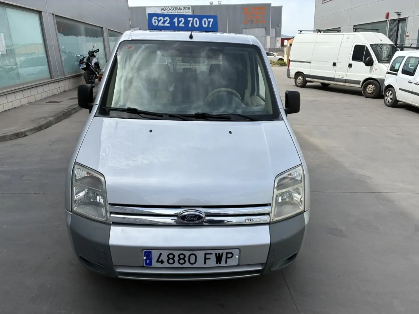 Ford Transit Connect FORD Industrial  Manual de 5 Puert Silber - 2