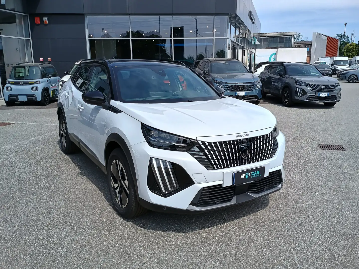 Peugeot 2008 1.2 Hybrid 145cv E-DCS6 GT KM ZERO Bianco - 1
