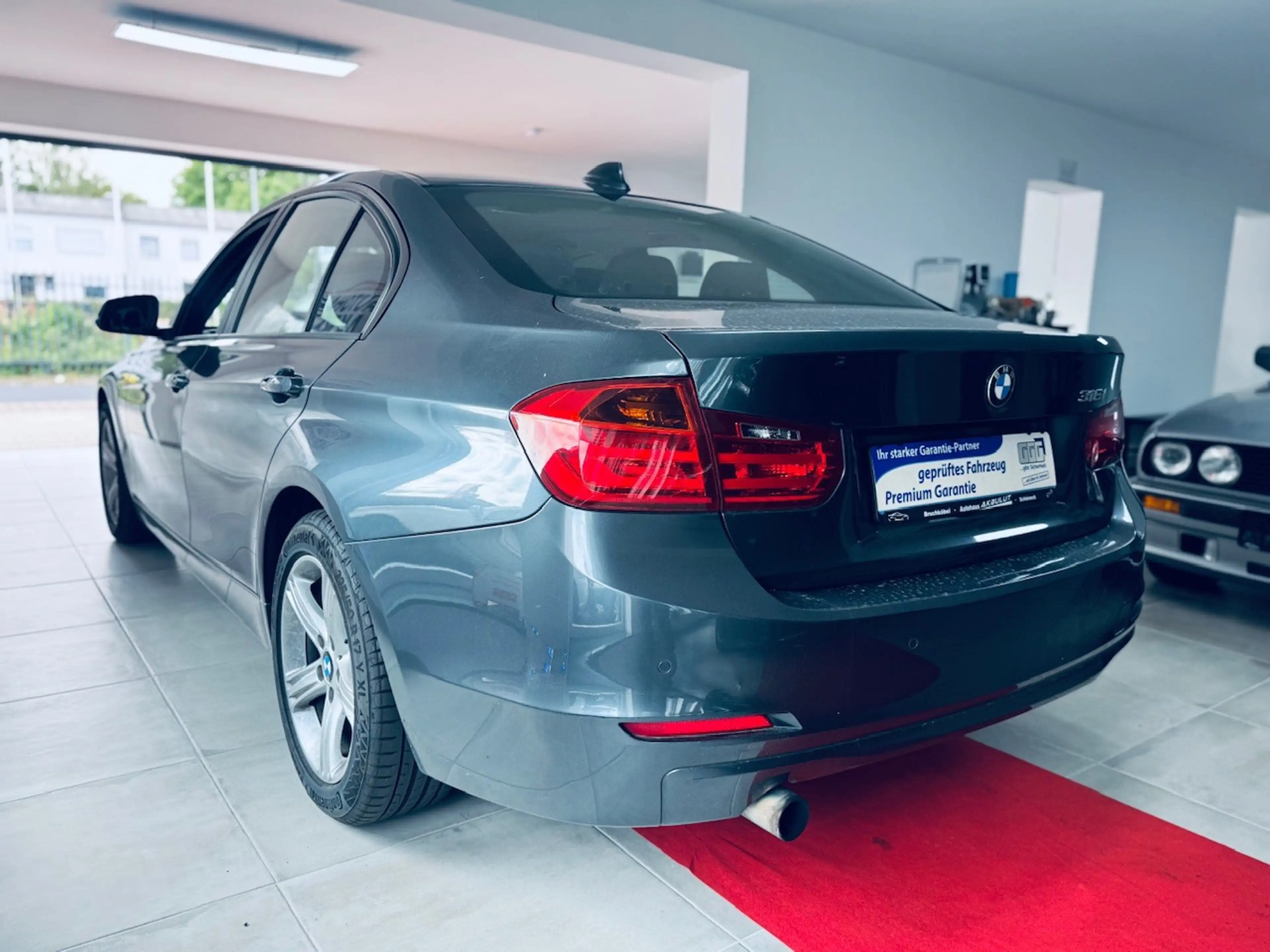 BMW 316 316 i*Finanzierung+Garantie+Inspektion+Tüv* — photo 8