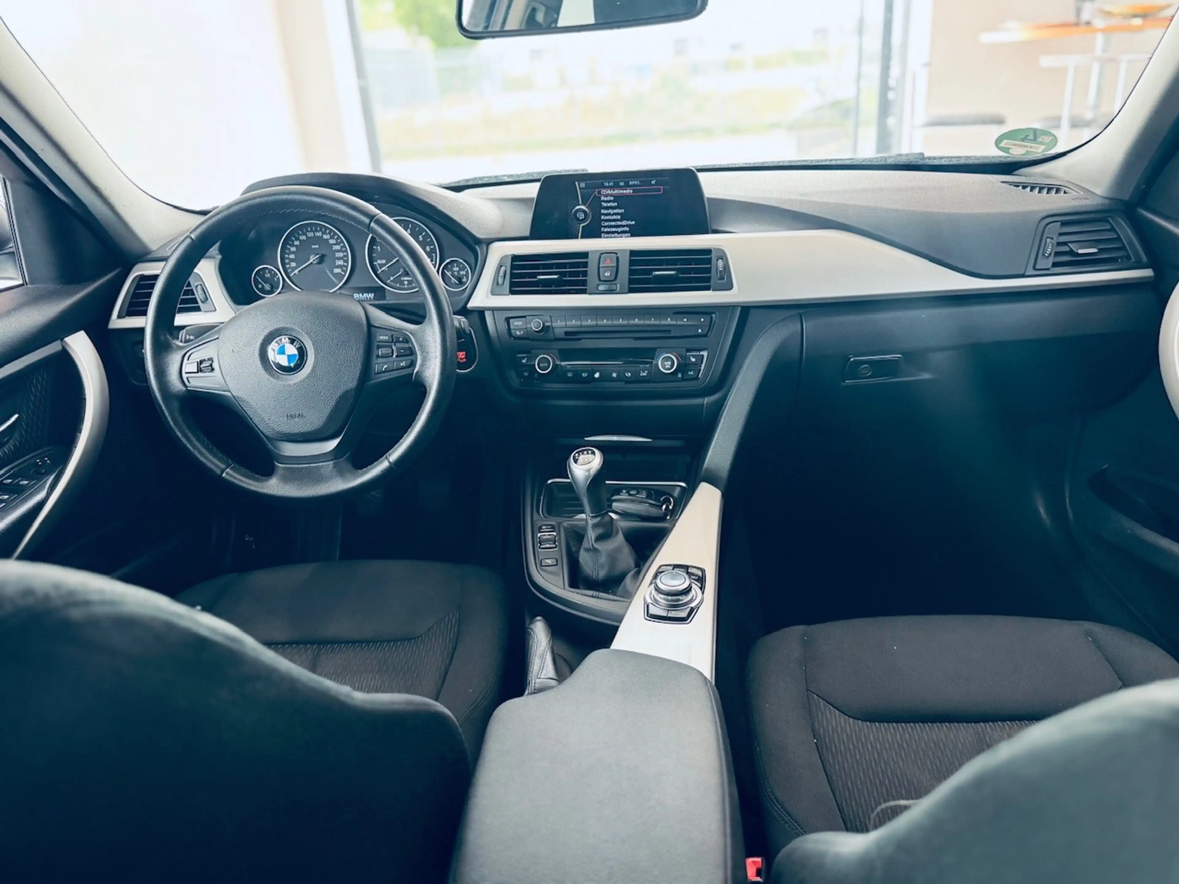 BMW 316 316 i*Finanzierung+Garantie+Inspektion+Tüv* — photo 5