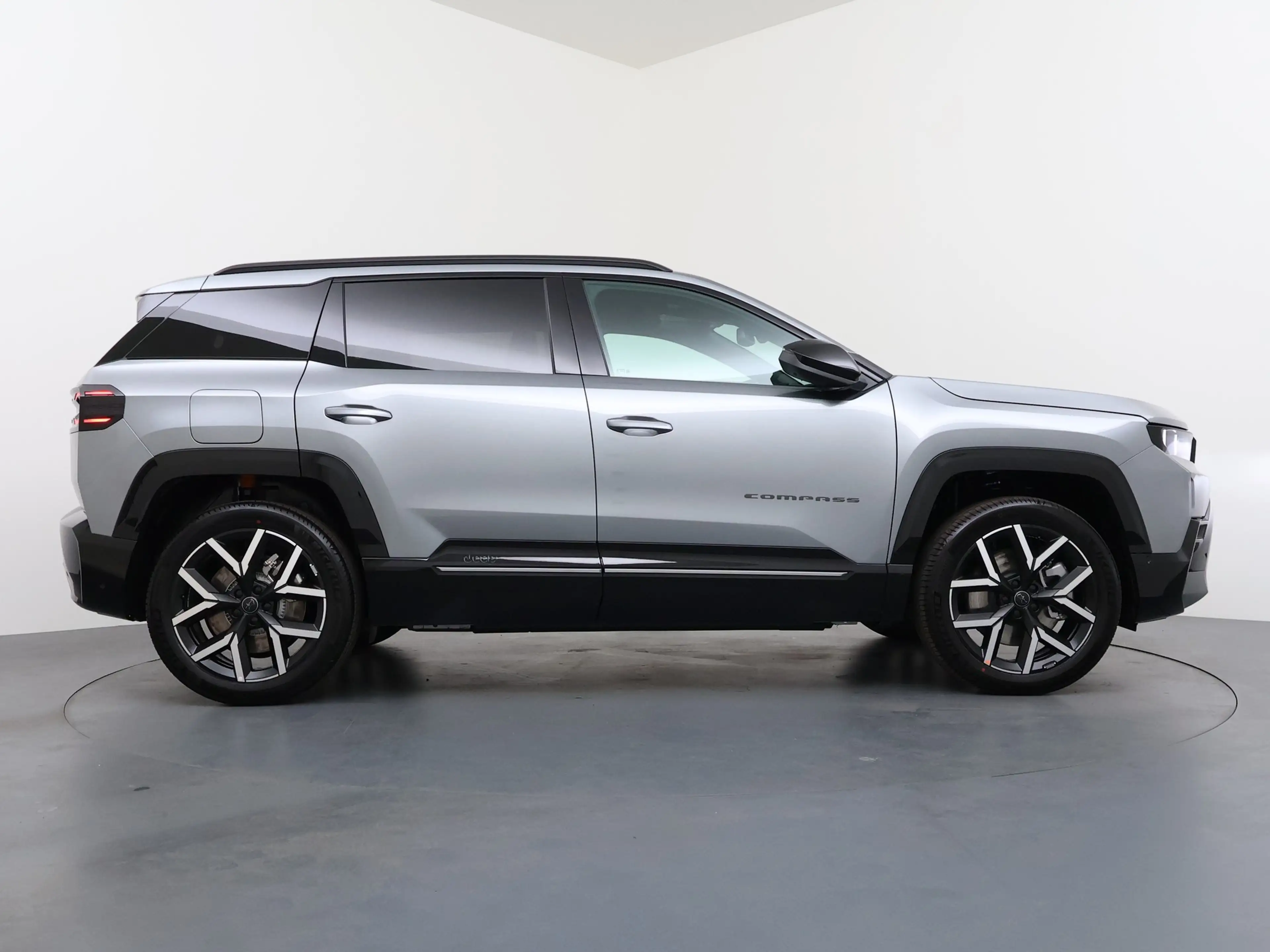 Jeep Compass 1.6 e-Hybrid Plug-In First Edition | Adaptieve cru — photo 6