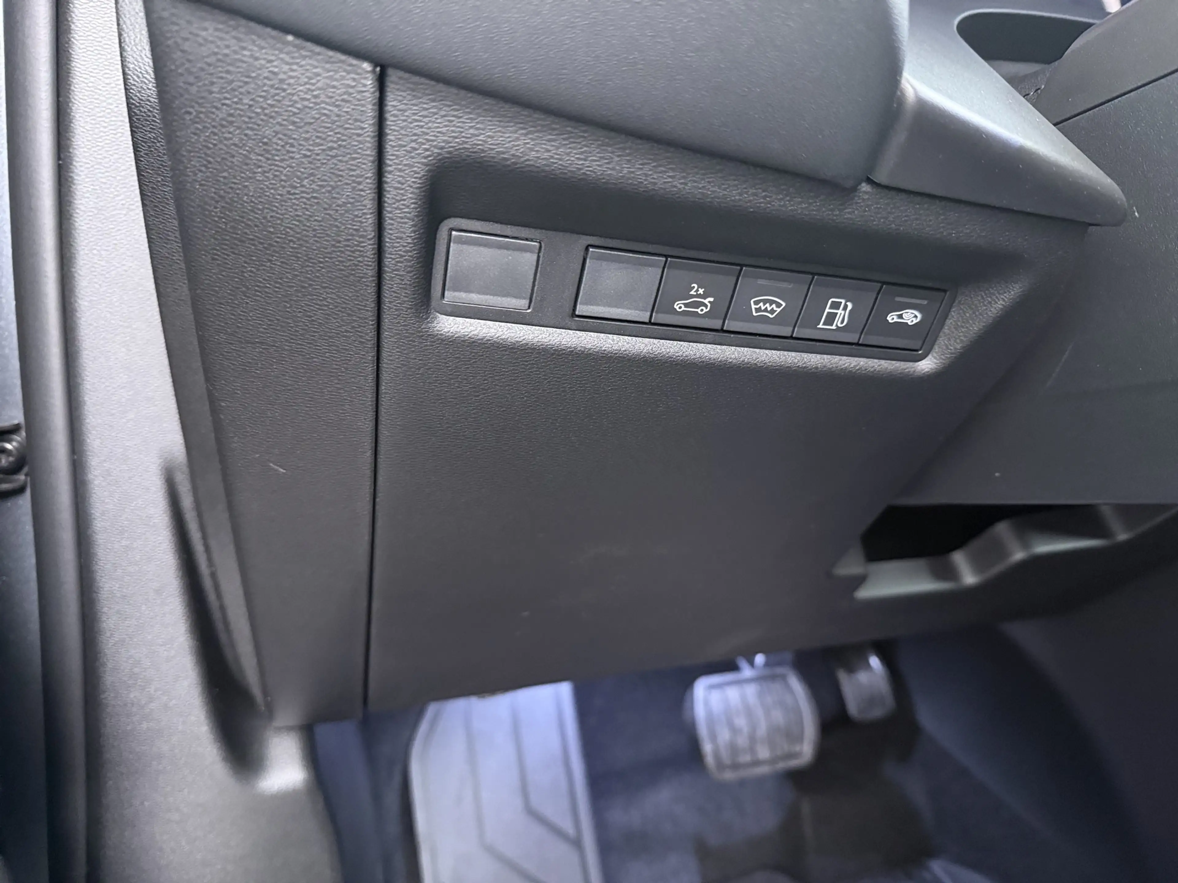 Jeep Compass 1.6 e-Hybrid Plug-In First Edition | Adaptieve cru — photo 23