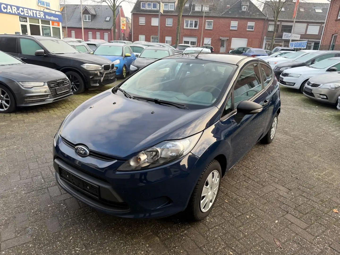 Ford Fiesta Ambiente Blau - 1