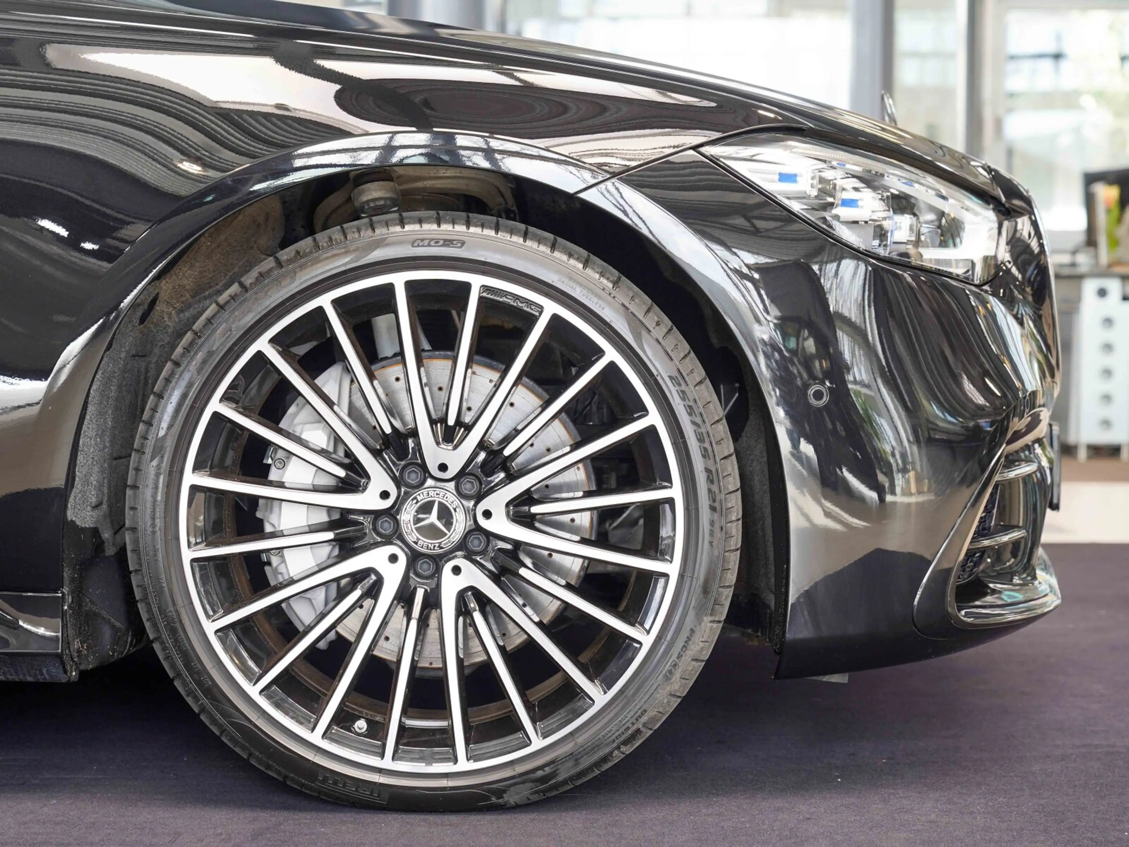Mercedes-Benz S 450 d 4M AMG Line lang Night Paket Nappa Leder — photo 2