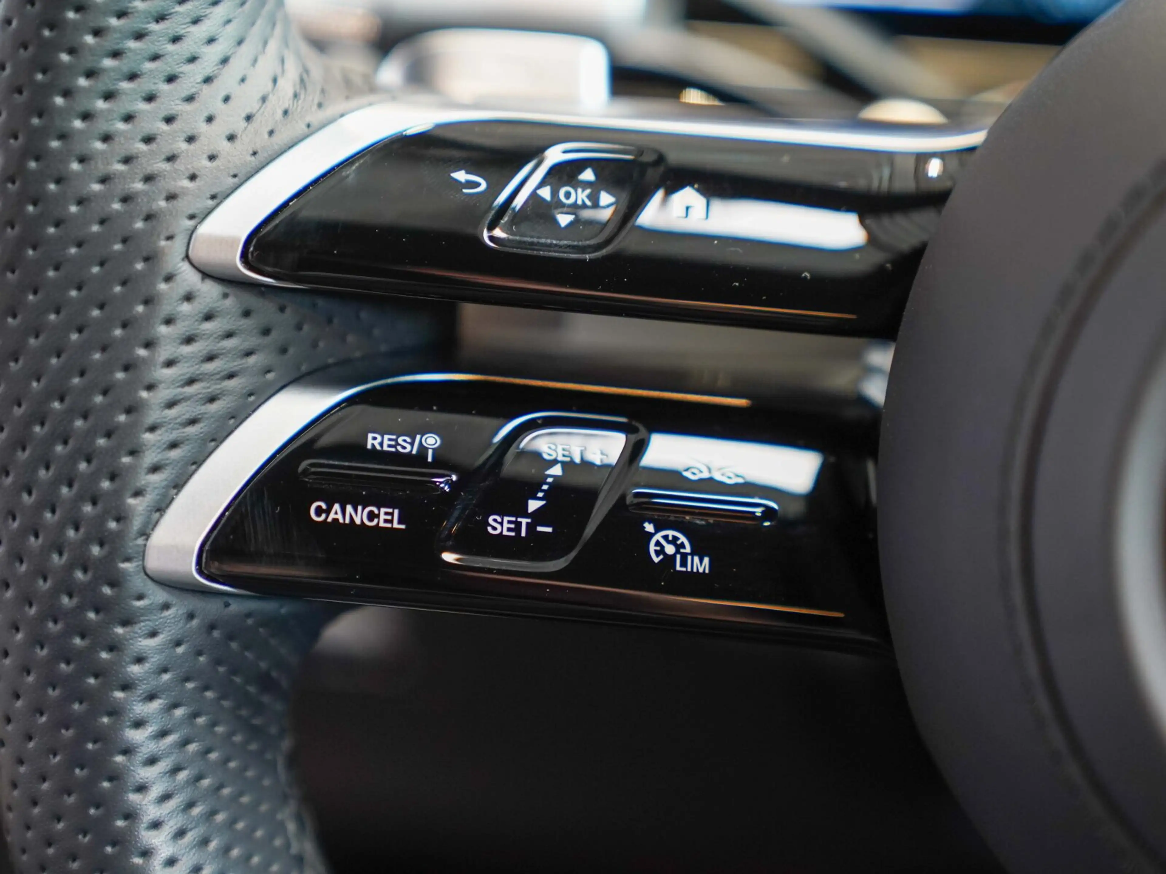 Mercedes-Benz S 450 d 4M AMG Line lang Night Paket Nappa Leder — photo 15